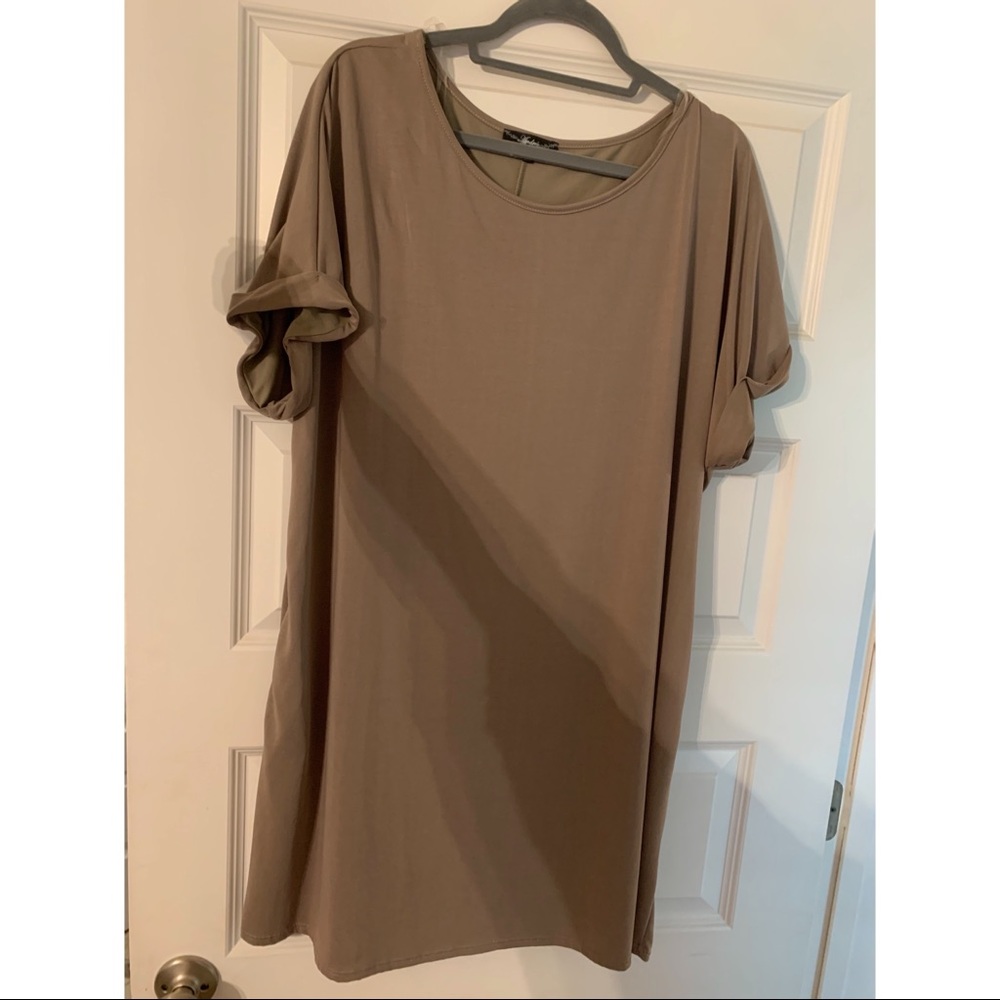 Andre by Unit t shirt dress